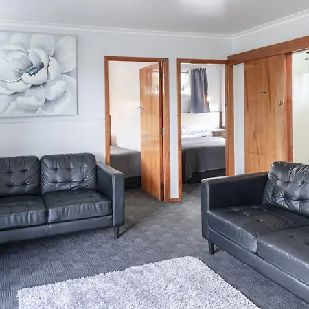 Dunrovin Motel-2