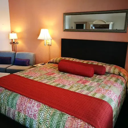 Merida Inn & Suites-2