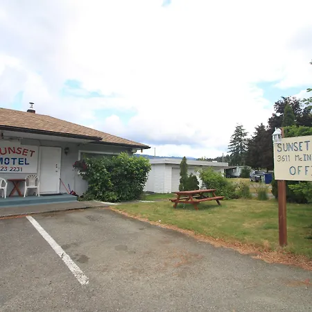 Sunset Motel & Trailer Park, Incorporated-2