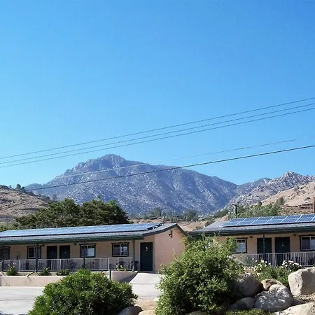 Barewood Inn & Suites-3