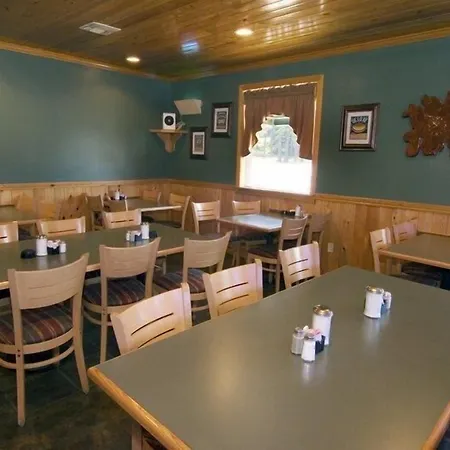 The Winnfield Lodge-2