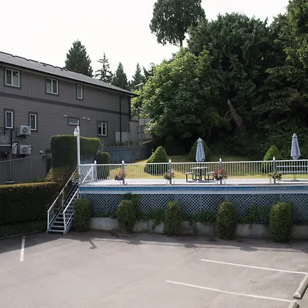 Ocean Crest Motel-3