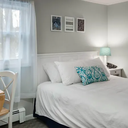 Kittery Inn & Suites-2