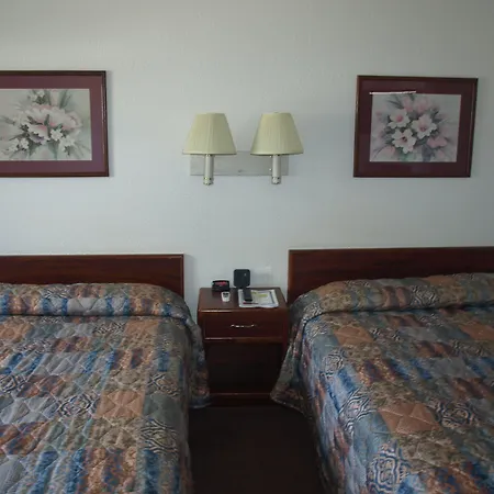 Yellowstone River Inn-3