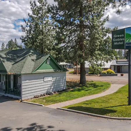 Green Gables Motel & Suites-2