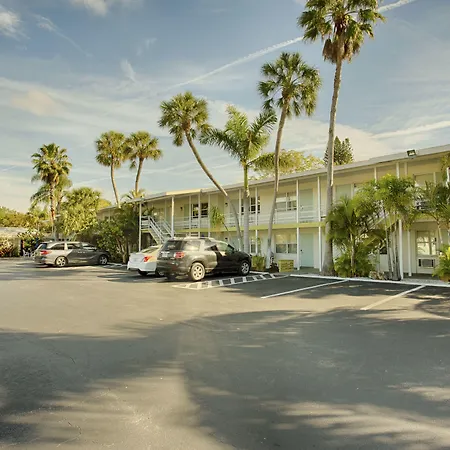 Regency Inn & Suites Sarasota-2