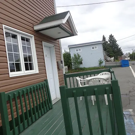 Happy Motel-2