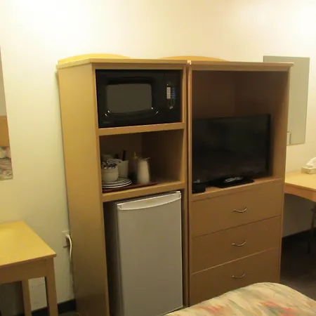 Lazy J Motel-3