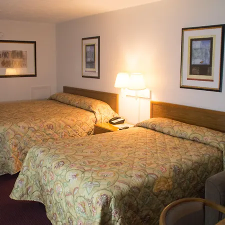 Tazewell Motor Lodge-3