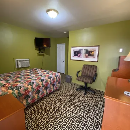 Lincoln Motel-2