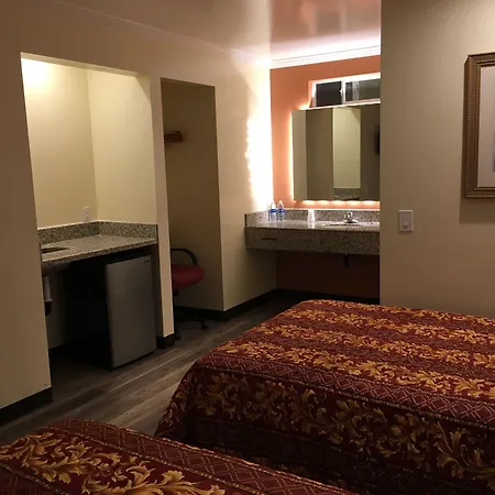 Lincoln Park Motel-2