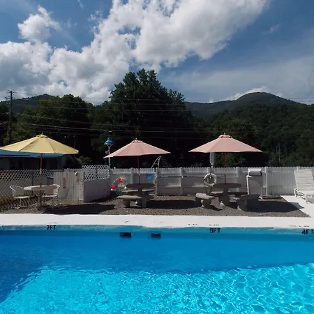 Clarketon Motel - Maggie Valley-3