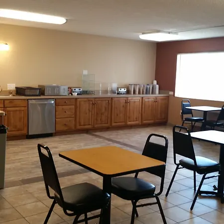 Motel West-3