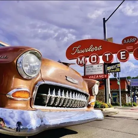 Travelers Motel-3