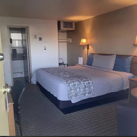 Economy Inn-2