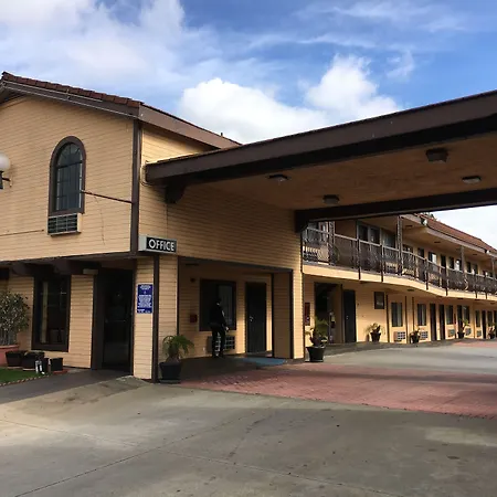 Del Amo Inn-2
