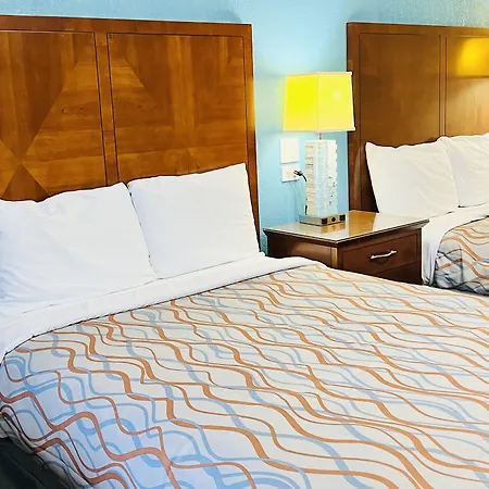 Relax Inn Lawton-3