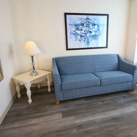 Crusader Oceanfront Resort-2