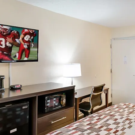 Red Roof Inn Indianapolis - Castleton-2