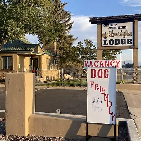 Lamplighter Lodge-3