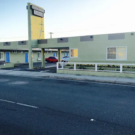 Town House Motel-3