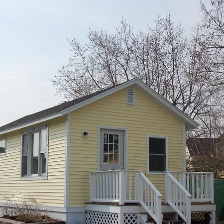 Drake'S Island Resort & Cottages-3