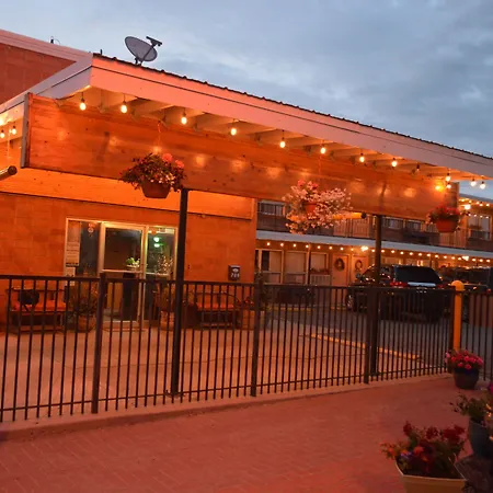 Lariat Motel-2