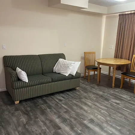 Travelers Inn - Clearwater-2