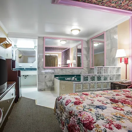 Downbeach Inn-2