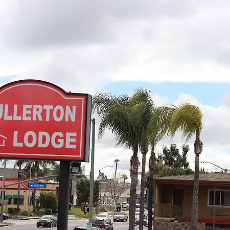 Fullerton Lodge-3