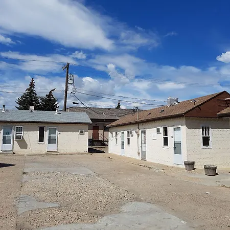 Hat Motel-3