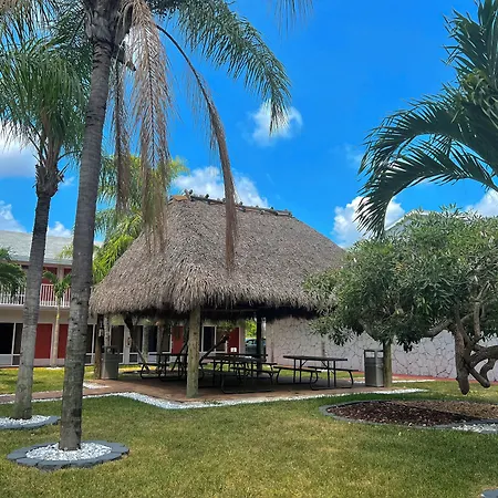 Garden Inn Homestead/Everglades/Gateway To Keys-3