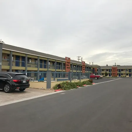 Texas Inn Mcallen Airport-3