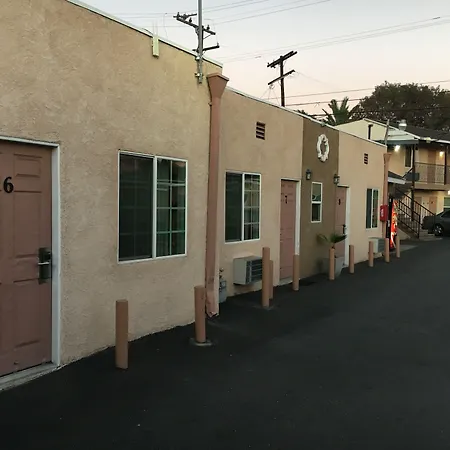 Mission Motel-2
