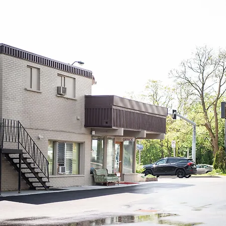 Advance Inn-3