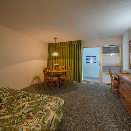Attache Motel-3