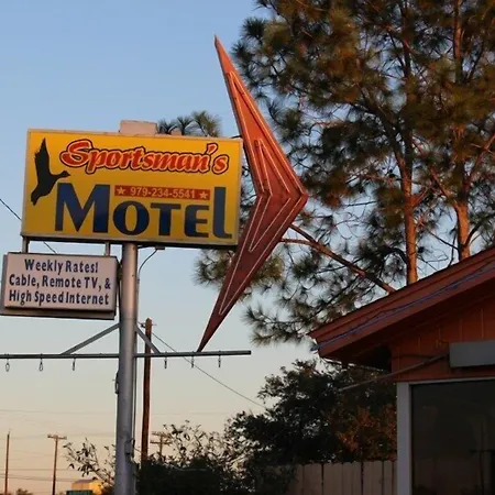 Sportsman'S Motel-3