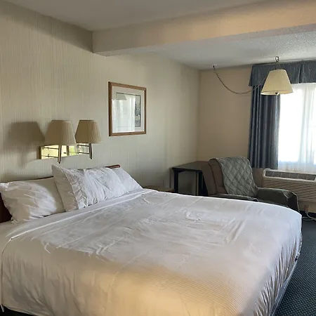 Landmark Inn-3