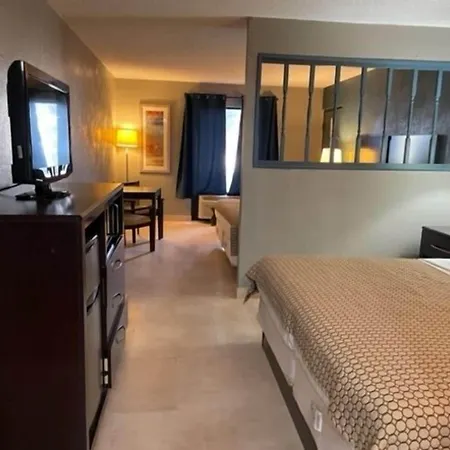 Guest Inn Lake City-2