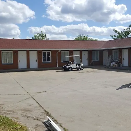 Budget Inn - Keokuk-3