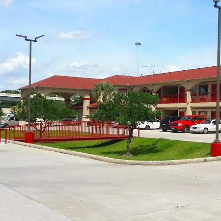 Americas Best Value Inn & Suites Houston Ne-3