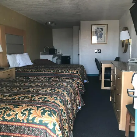 Budget Inn Parker-3