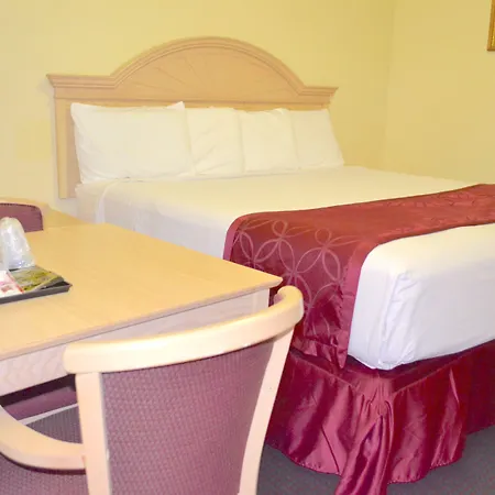 Passport Inn Niagara Falls-2