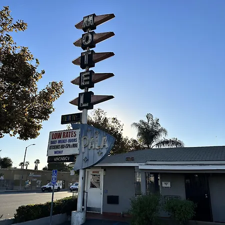 Pala Motel-2