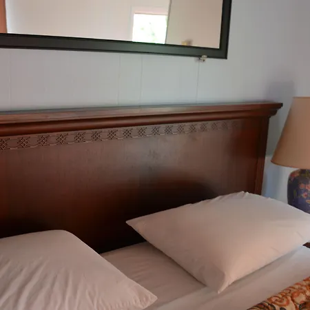 Motel Chez Nous-3