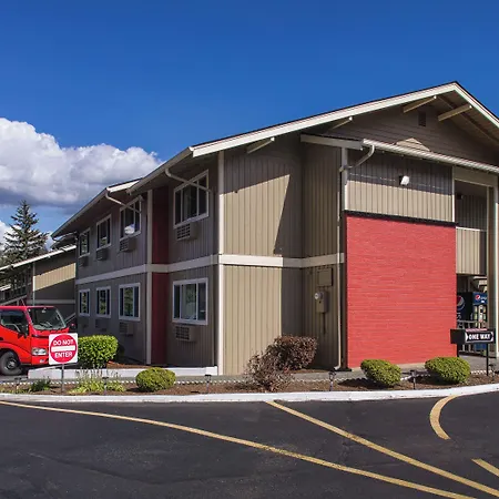 Coachman Inn-3