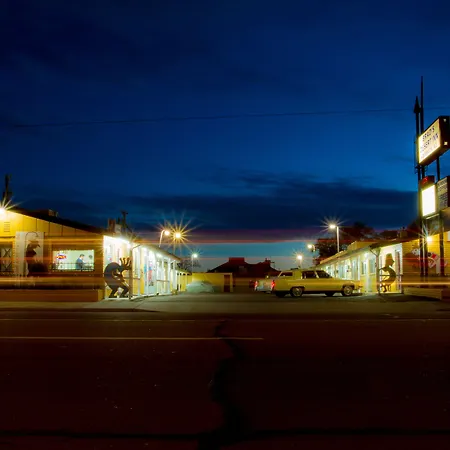 Brad'S Desert Inn-3