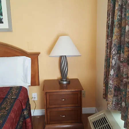 Flamingo Inn Long Beach-2