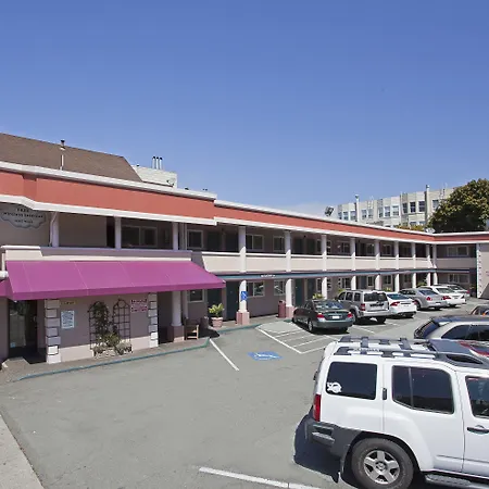 Town House Motel-2