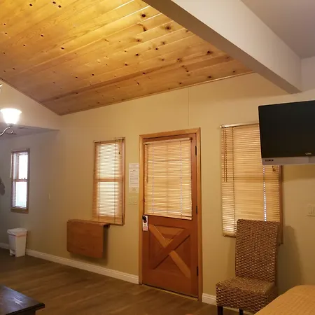 Kernville Inn-2